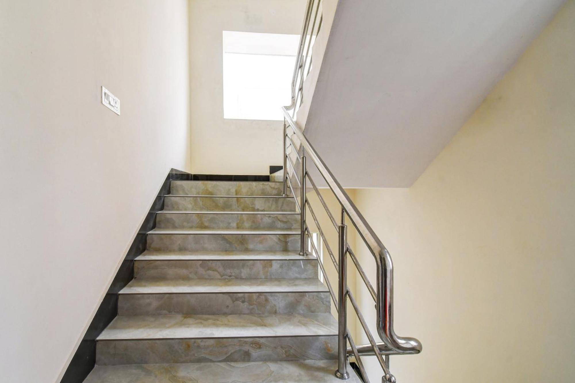 Hotel O Atithya Inn Καλκούτα Εξωτερικό φωτογραφία